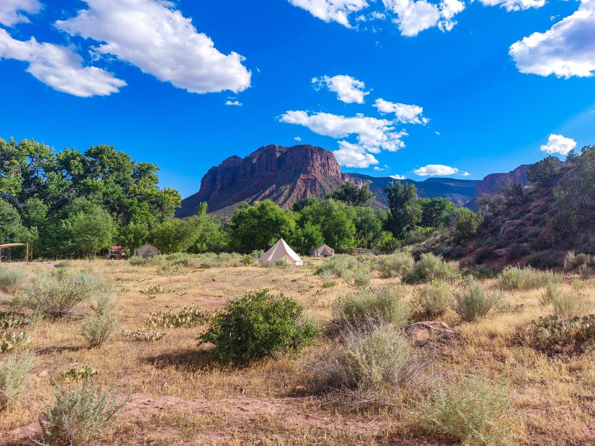 Gateway Glamping Hotel Exterior photo