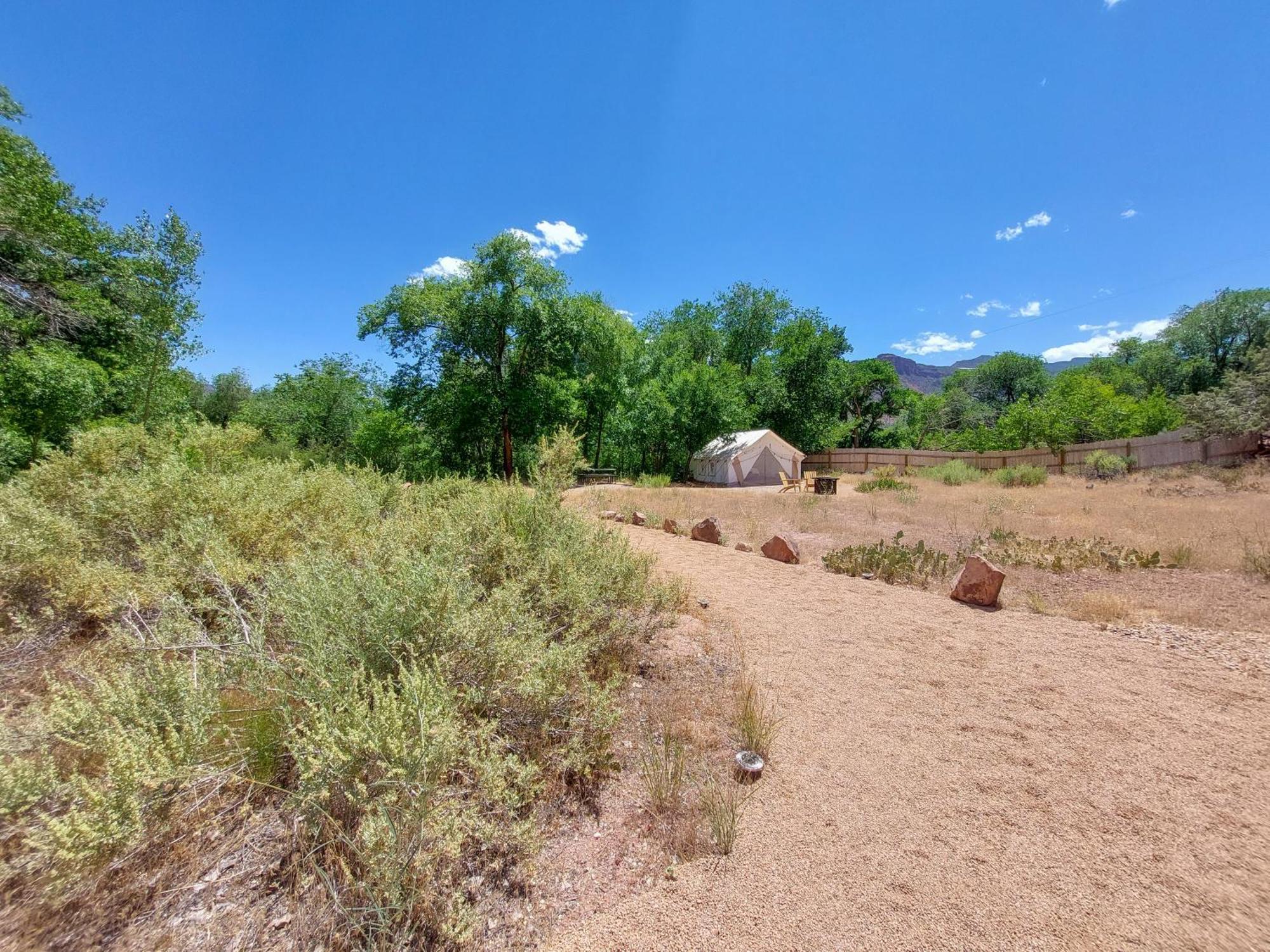 Gateway Glamping Hotel Exterior photo