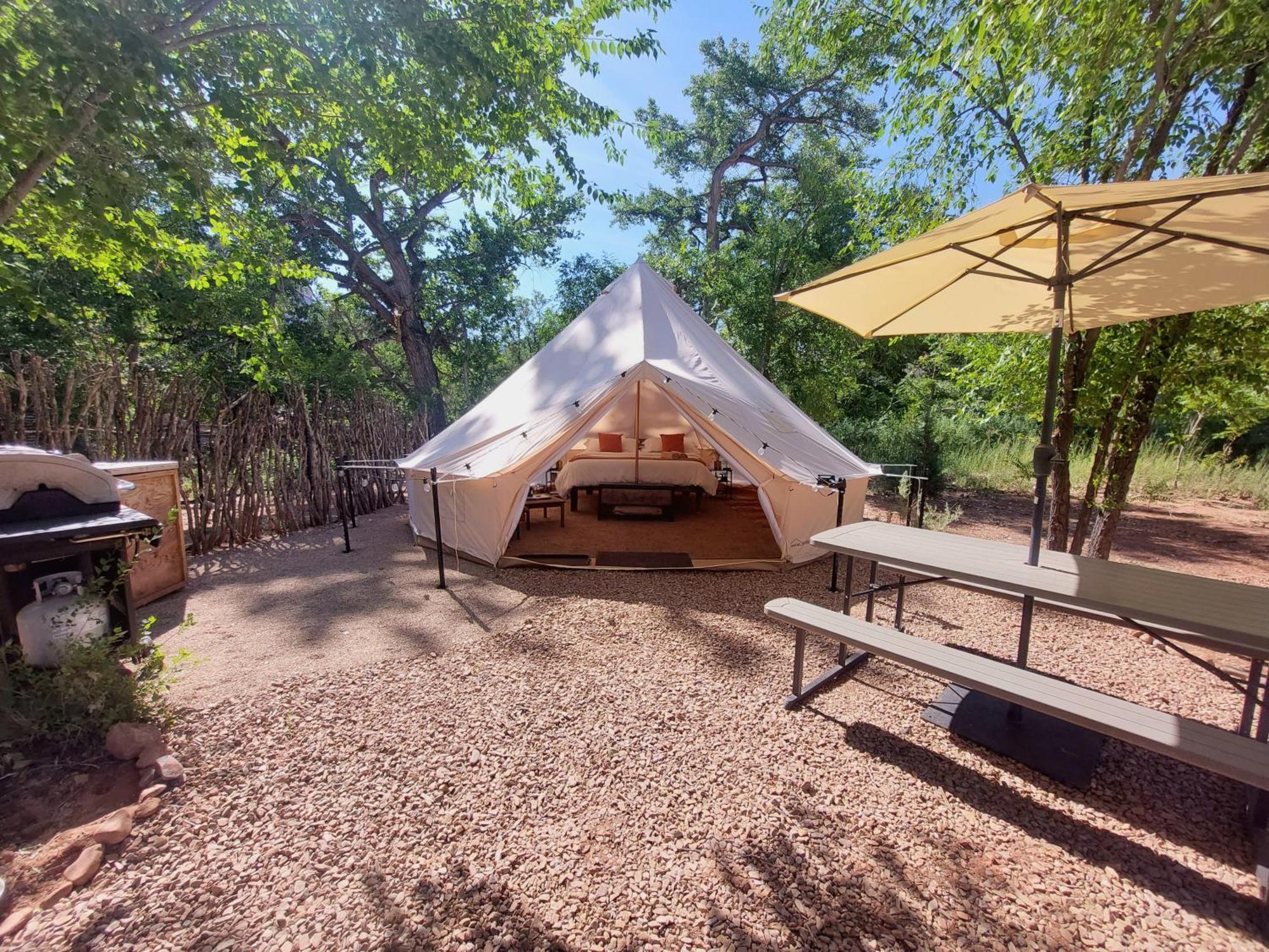 Gateway Glamping Hotel Exterior photo